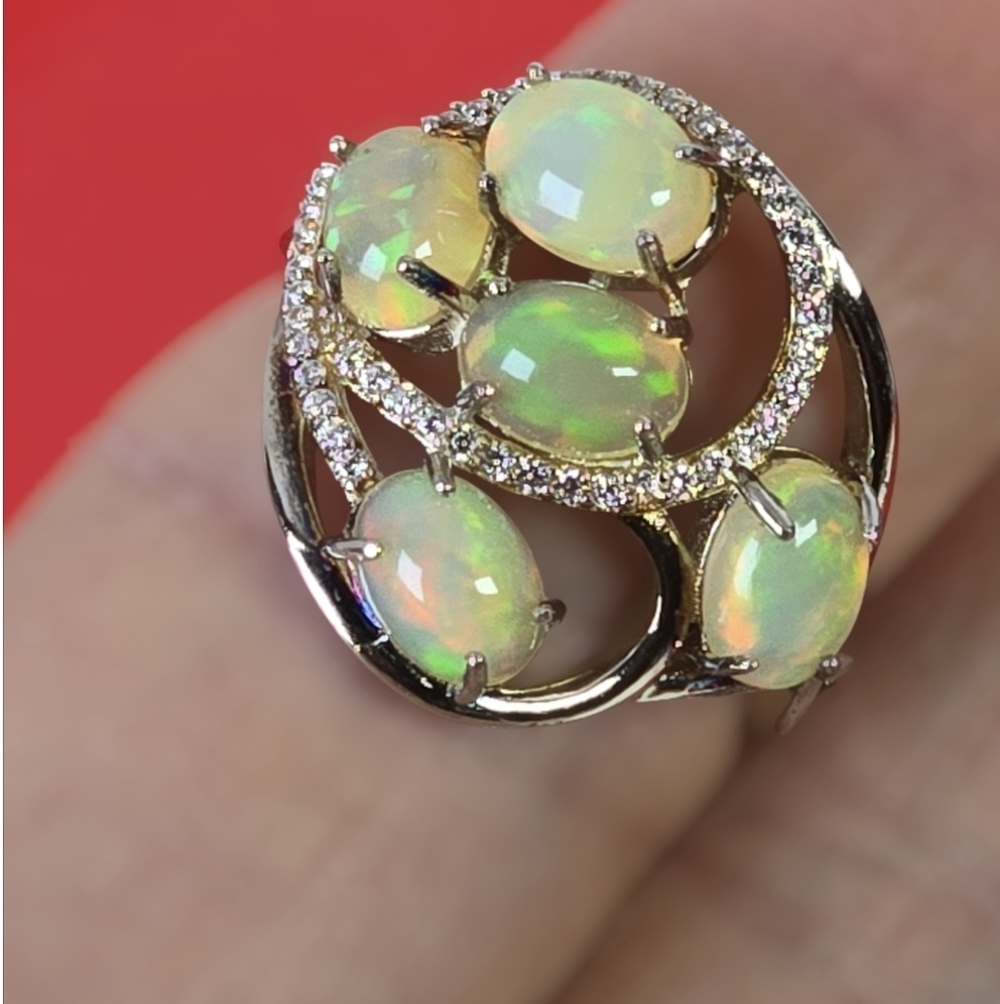 925 Sterling Silver Ring with Natural White Opals & CZ - Picture 7 of 9